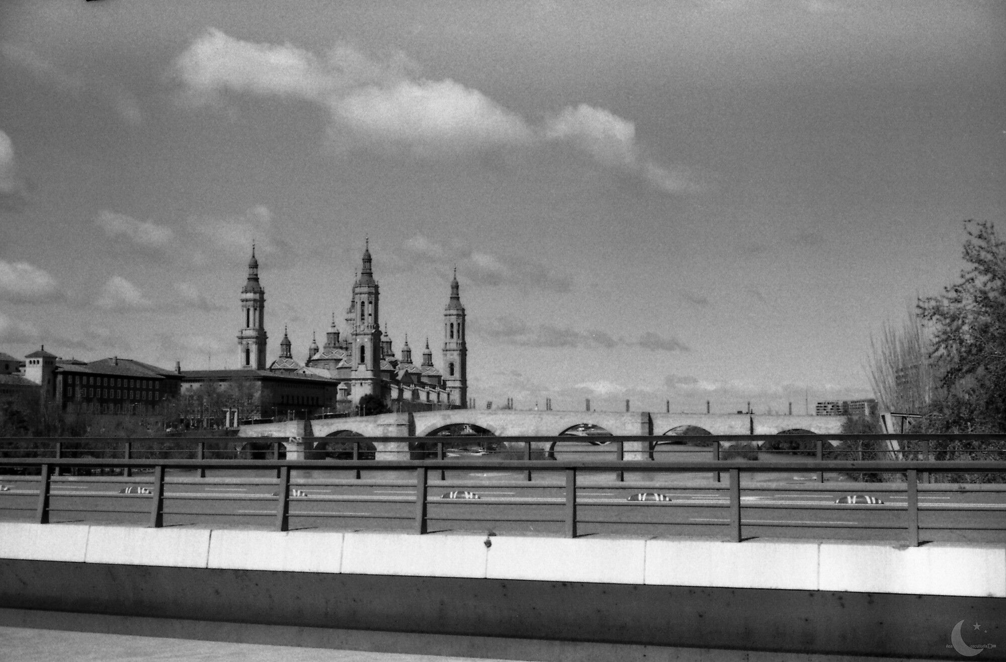 El Pilar y sus Puentes Zaragoza